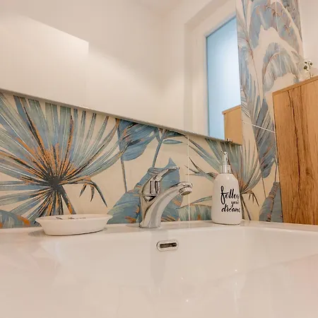 公寓 Casa Ventitreesimo 的里雅斯特