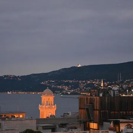 Casa Ventitreesimo * Trieste